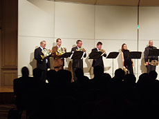 �x�������t�B���̃z�����Z�N�V����