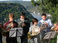 �c�A�[�����o�[������ɕ������ƃz�����A���T���u�����I�����B�͂邩����ʂ�D�Ƀz�����̉��F�͓͂������낤��