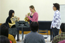 ���ʍu���w���X�̗��K�@�x�̈ꖋ