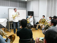 �h�[�����񂪎�����