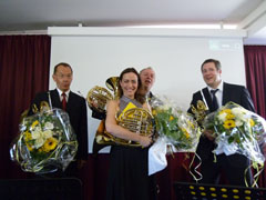 �傫�Ȕ��肪����ꂽ�L�O���t��