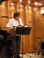 E.�x�[�X�F�|�c�O������