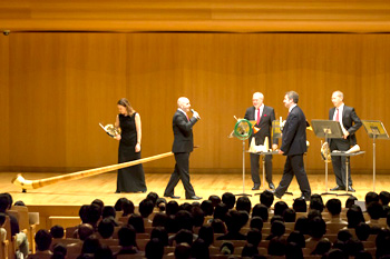 �̓J����z�����ցA�z�����̗��j���y�����Љ�