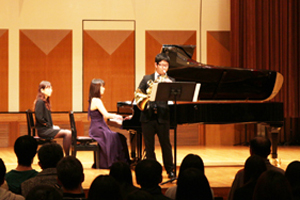 �ǔ����{�����y�c��ȃz�����t�҂̓����C�N��