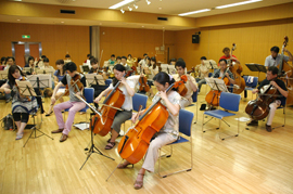 ���K���i