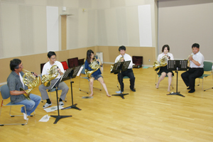 �����z�����N���u�ƍ������t�̗��K